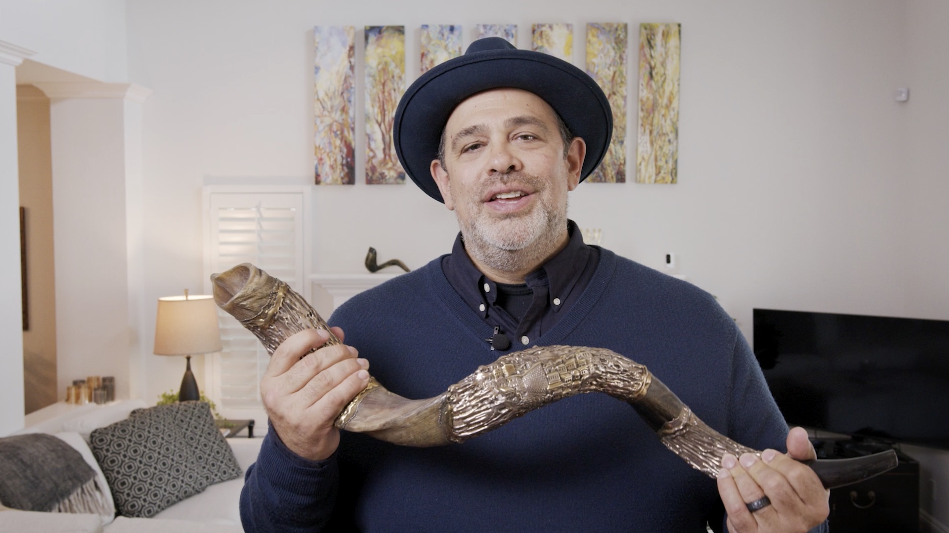 Rabbi Jason Sobel and Shofar